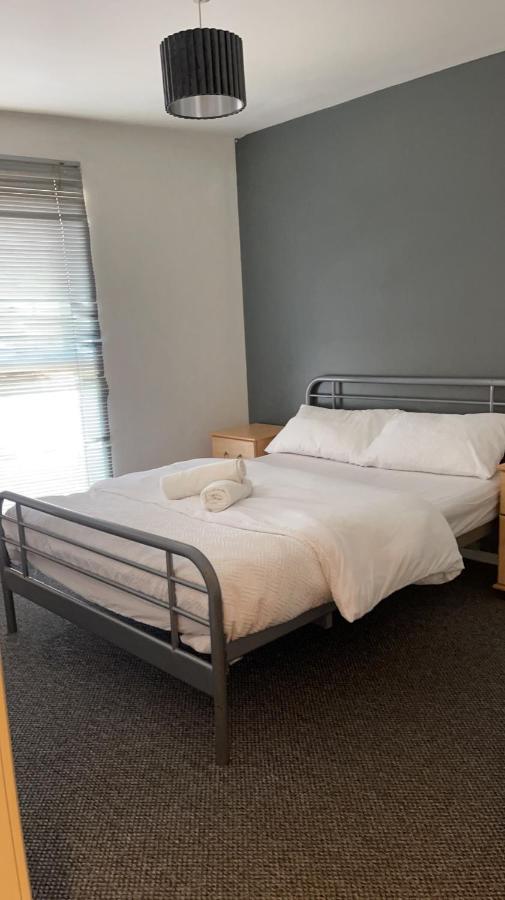 Luxury 1 Bed Apartment With Parking Манчестер Экстерьер фото